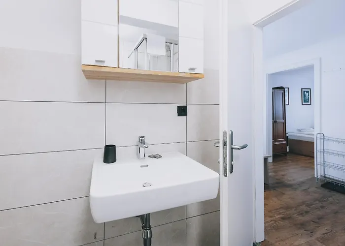 Areit By We Rent, Summercard Included