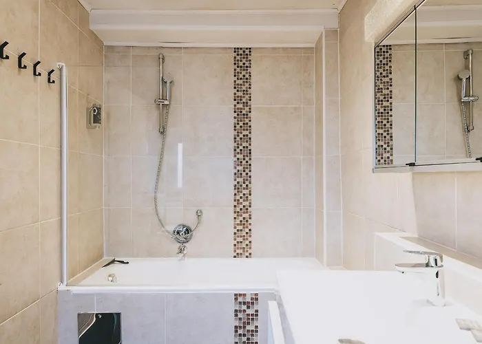 Areit By We Rent, Summercard Included